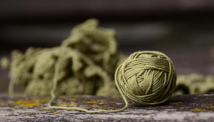 Crochê floral 3D: a técnica rendada que cria flores com volume e delicadeza impressionante