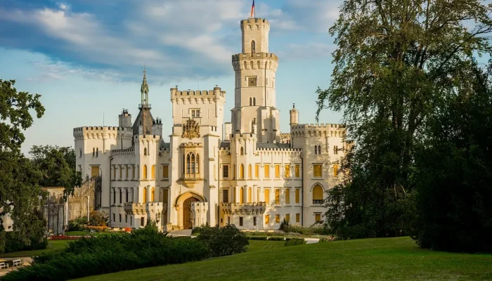 Nome de Reinos Fictícios Entenda Como Criar os Melhores Para Sua História