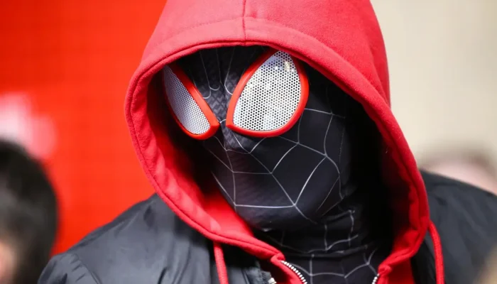 Super Herói com I: Entenda o Significado no Glossário